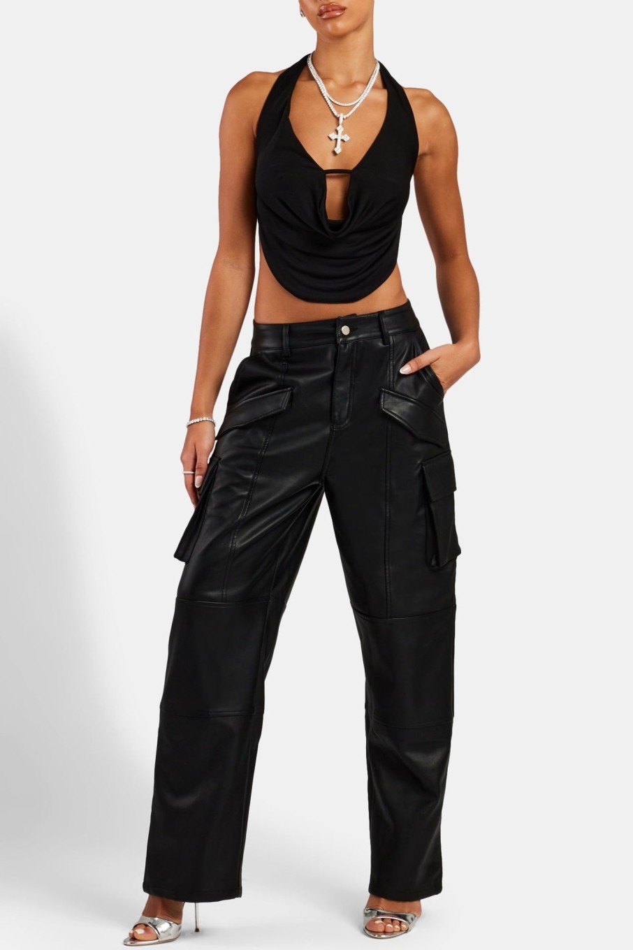 T-Shirts & Tops | CLO-TOP-CROP T-Shirts & Tops Halterneck Backless Crop Top - Black