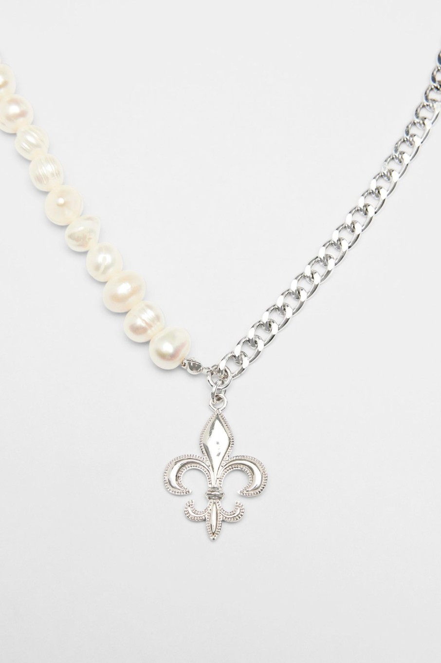 Necklaces | cernucci Necklaces 7Mm Freshwater Pearl U0026 Fleur De Lis Necklace