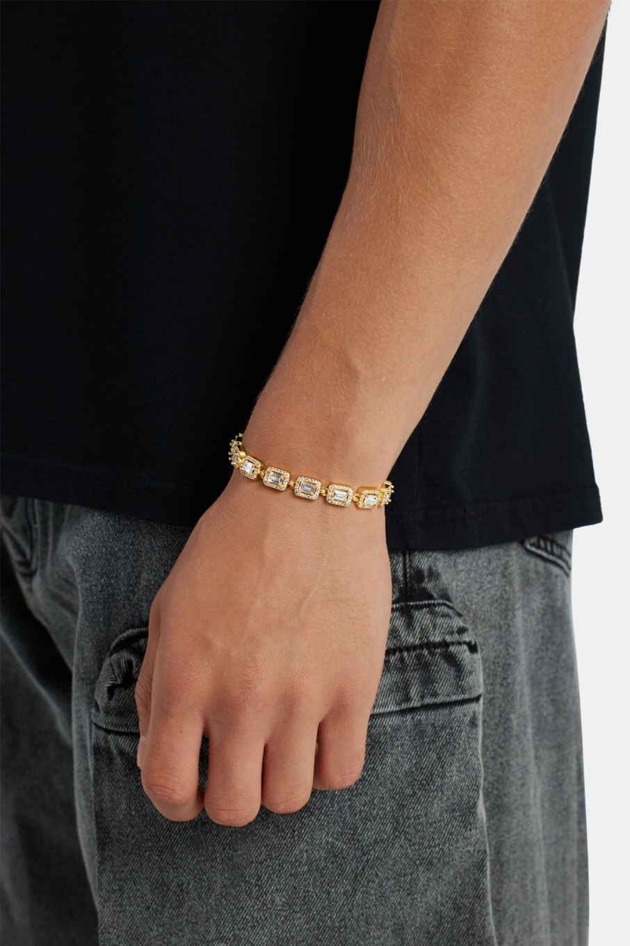 Bracelets & Bangles | cernucci Bracelets & Bangles 8Mm Centre Baguette Bracelet - Gold